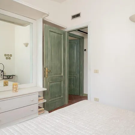 Apartament Casa Nivy Porto San Paolo (Sardinia)